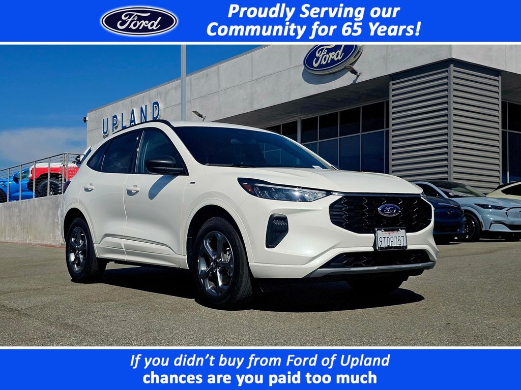 White Metallic 2024 Ford Escape ST-Line AWD SUV / Crossover All-Wheel Drive 8-Speed Automatic