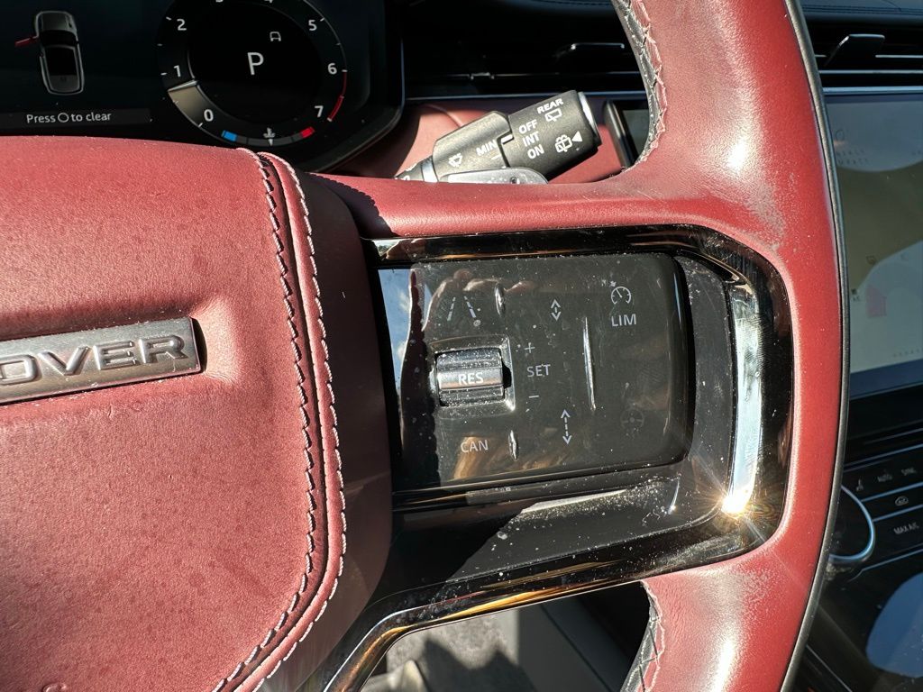 Thumbnail: 2023 Land Rover Range Rover Sport - 16