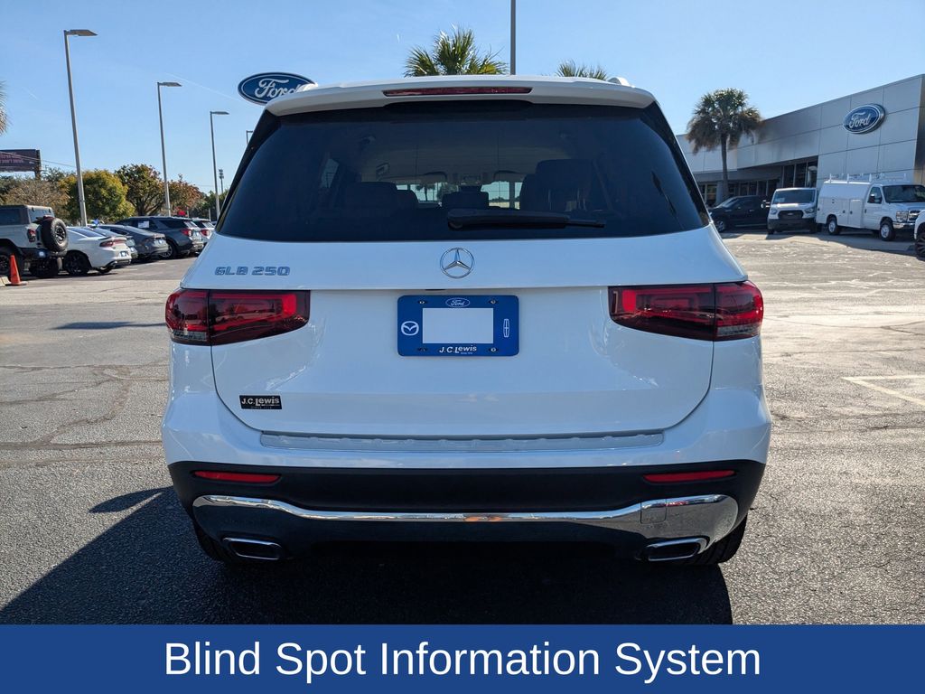 2020 Mercedes-Benz GLB 250 