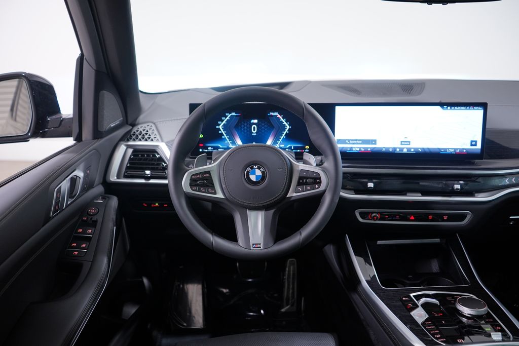 Thumbnail: 2025 BMW X5 - 11