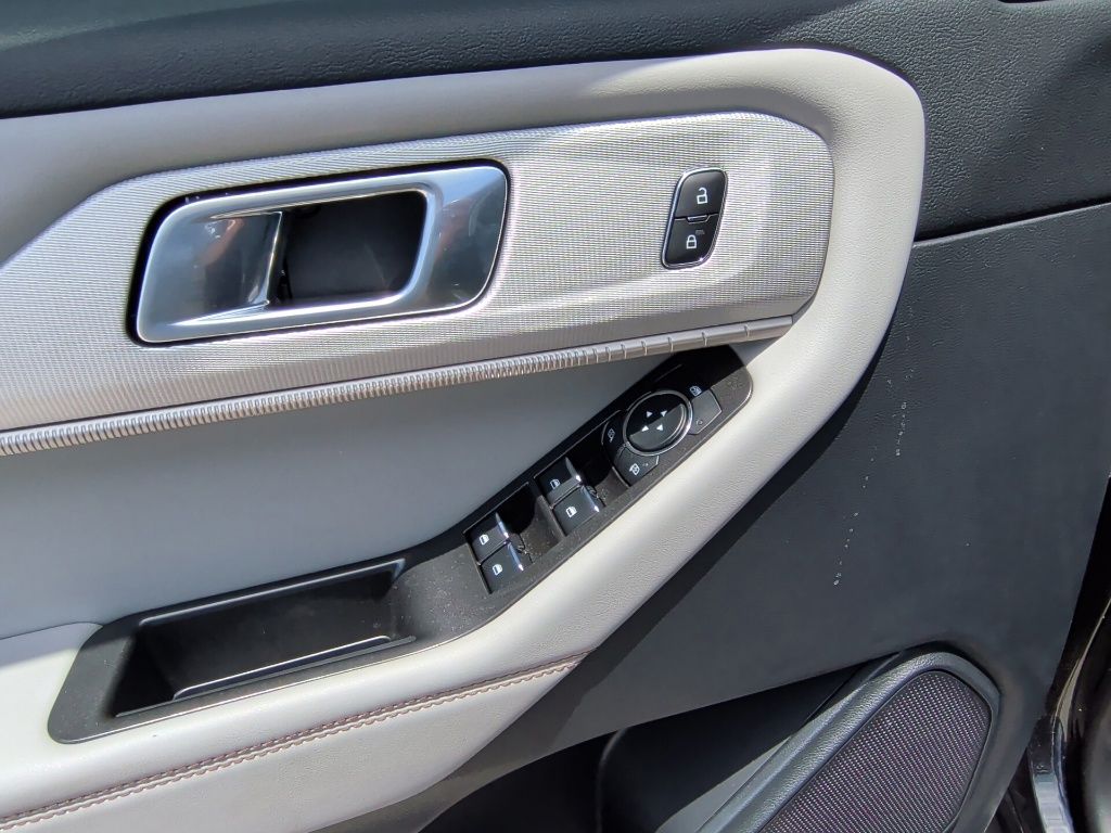 2026 Ford Explorer Active - 10