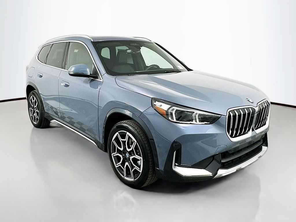 Thumbnail: 2025 BMW X1 - 3