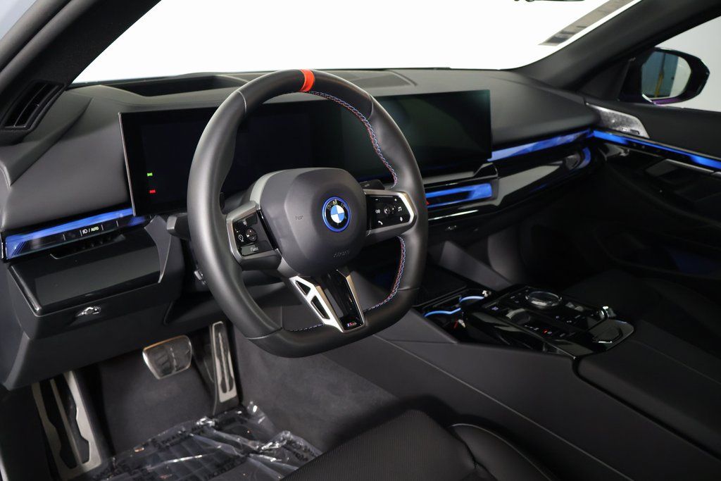 Thumbnail: 2024 BMW i5 - 7