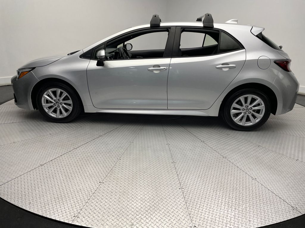 2023 Toyota Corolla SE 8