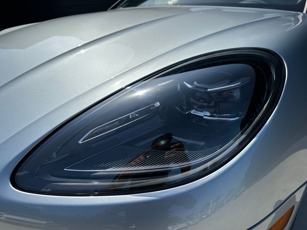 Thumbnail: 2025 Porsche Macan - 13