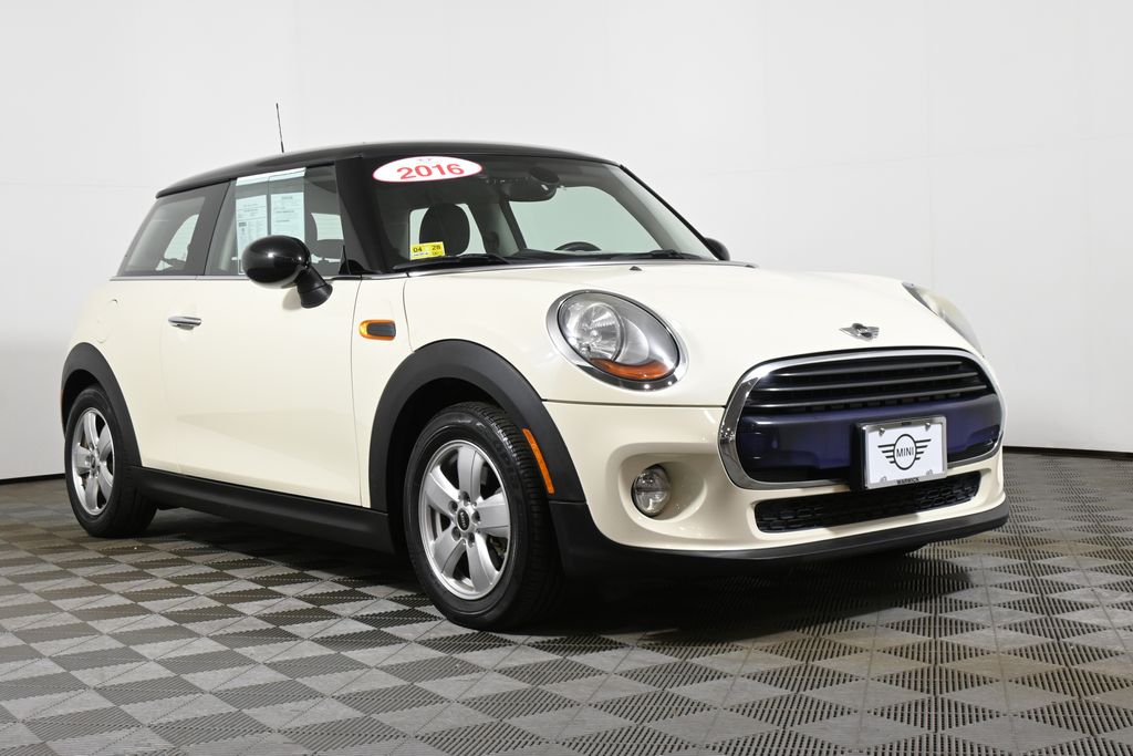 Thumbnail: 2016 MINI Cooper - 9