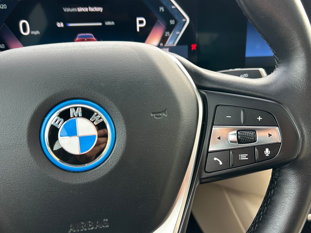 2023 BMW i4 eDrive40 21