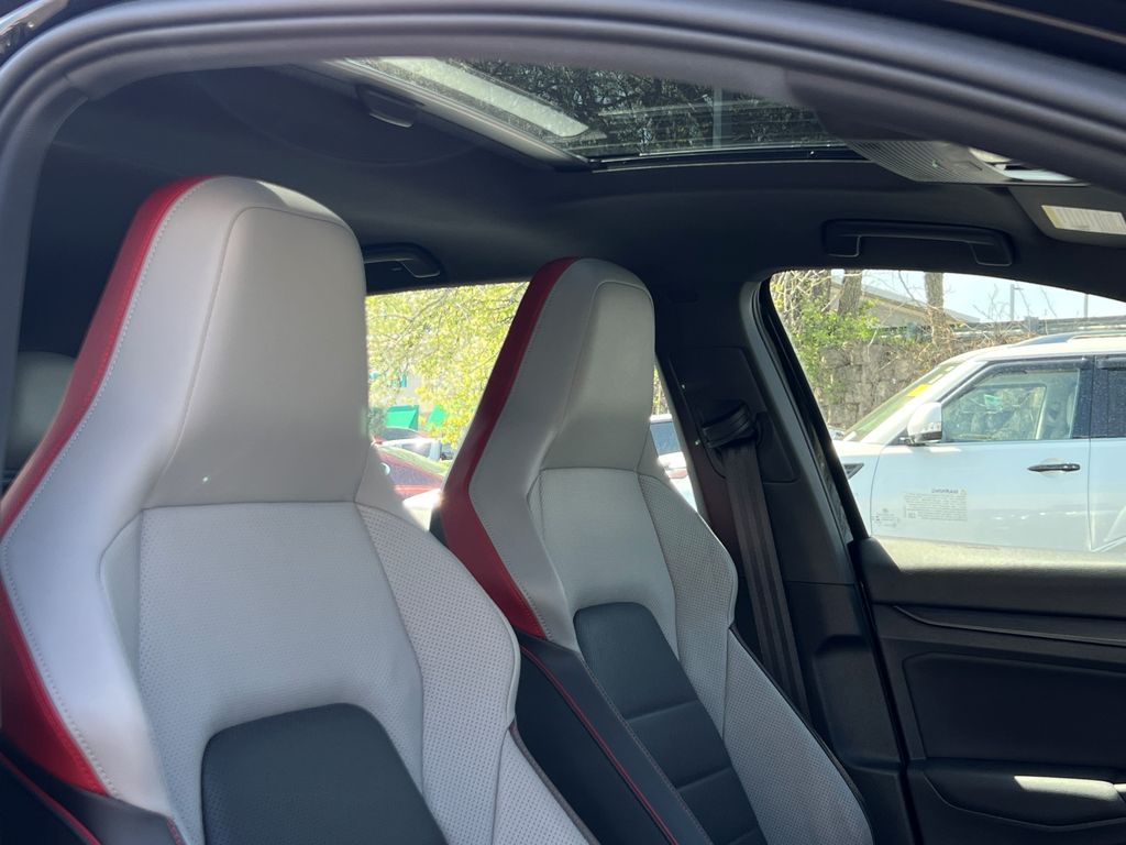 2022 Volkswagen Golf GTI 2.0T SE