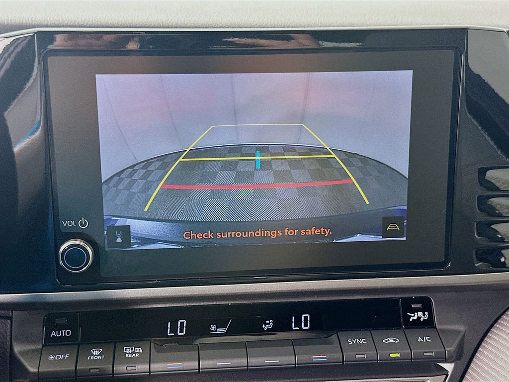 Thumbnail: 2025 Toyota Camry - 14