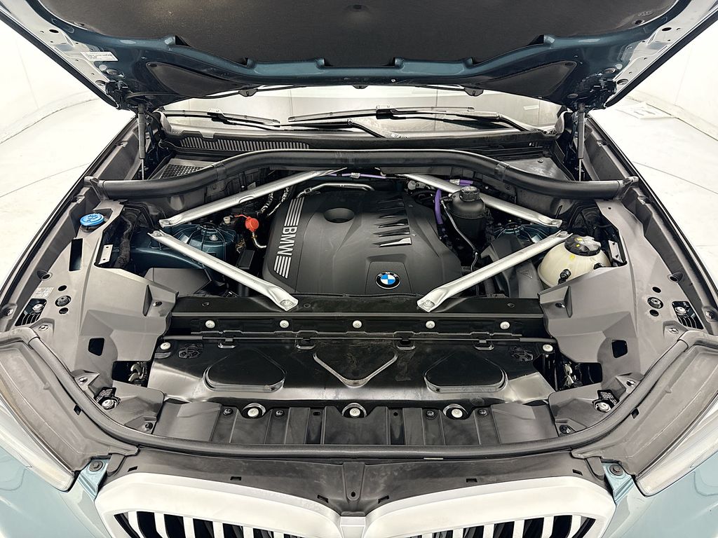 Thumbnail: 2024 BMW X5 - 28