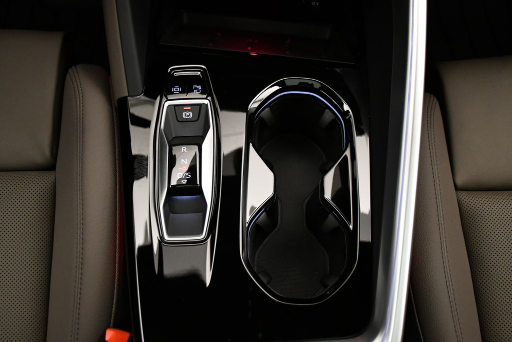 Thumbnail: 2025 Audi Q5 - 29