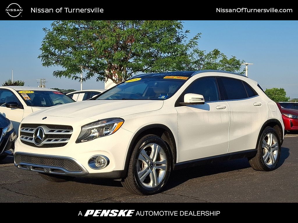 Thumbnail: 2018 Mercedes-Benz GLA - 1