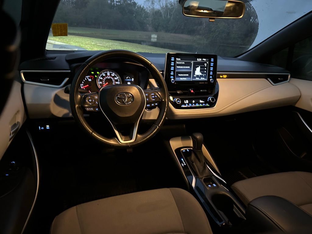 Thumbnail: 2021 Toyota Corolla - 12