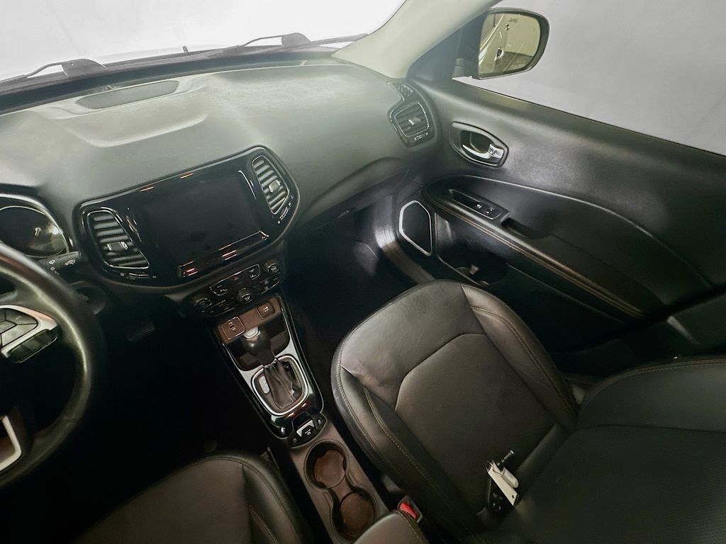 Used 2018 Gray Jeep Limited image 11