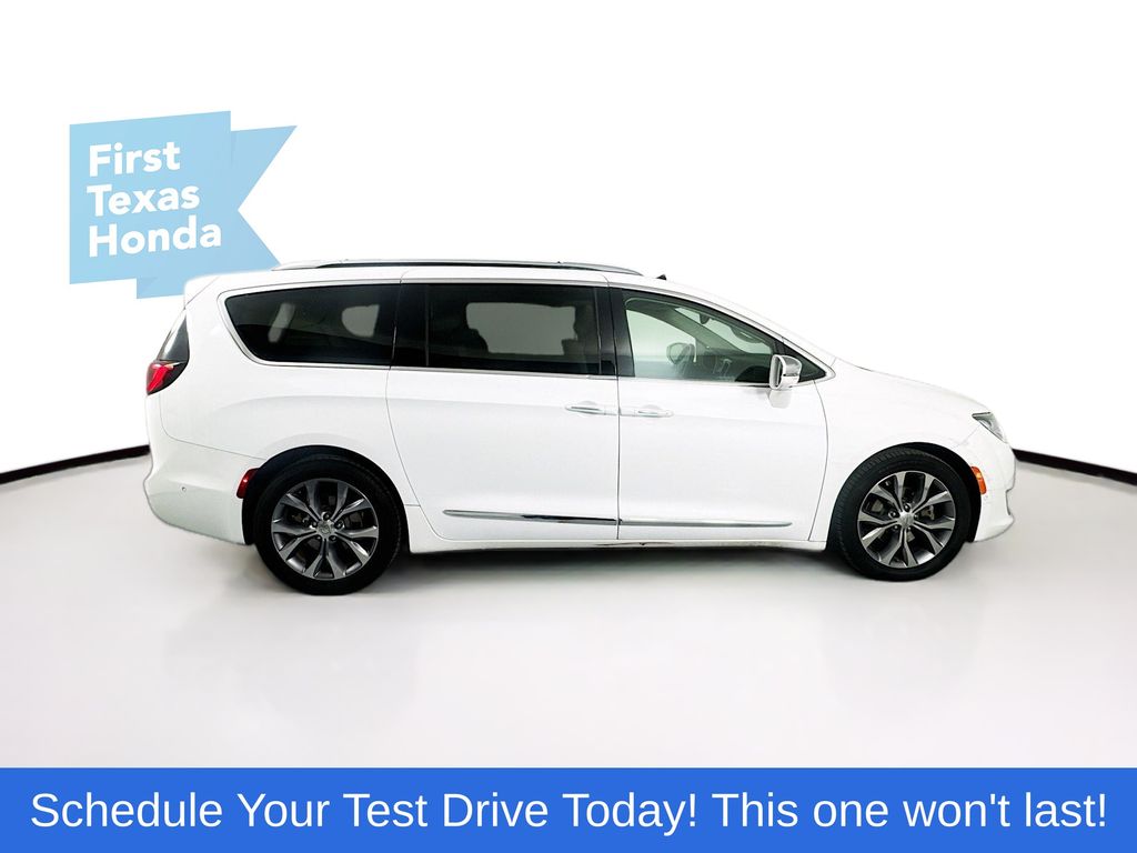 Used Car 2019 Chrysler Pacifica  Limited For Sale Under $20,000 In Austin, Texas