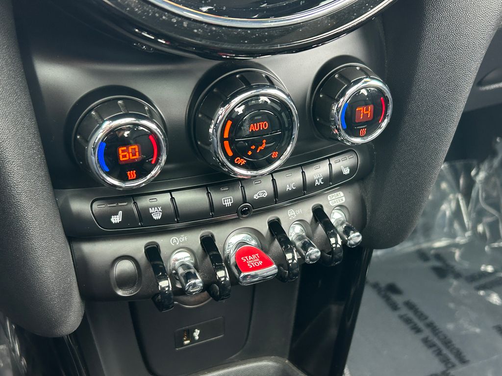 Thumbnail: 2023 MINI Cooper - 27