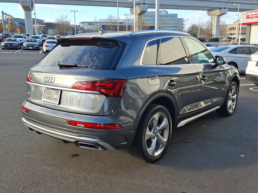 2022 Audi Q5 e Premium Plus 4