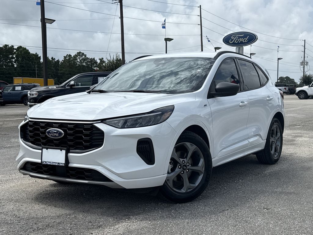 2023 Ford Escape ST-Line White at AutoSavvy Houston Southwest