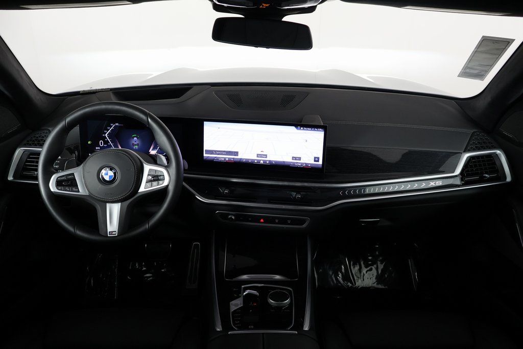 Thumbnail: 2025 BMW X5 - 8