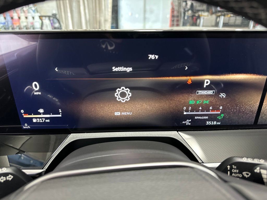 Photo 2 of 2026 INFINITI QX80 LUXE