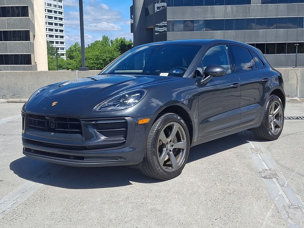 Thumbnail: 2023 Porsche Macan - 1