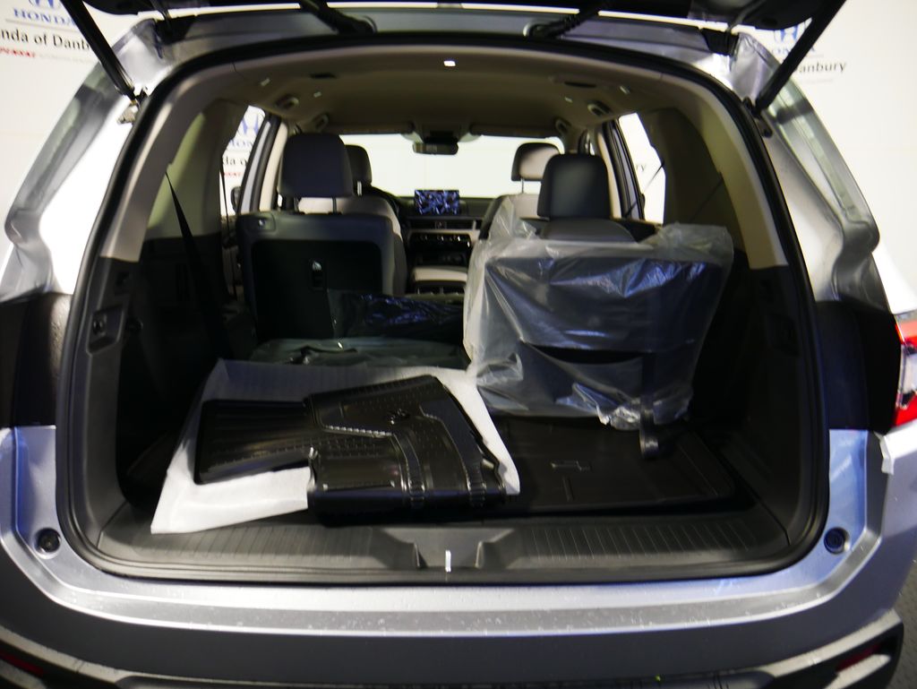 Thumbnail: 2026 Honda Pilot - 9