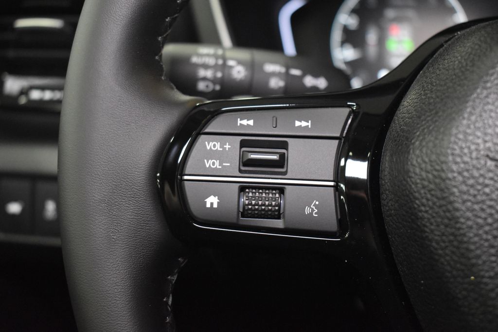 Thumbnail: 2025 Honda Pilot - 17