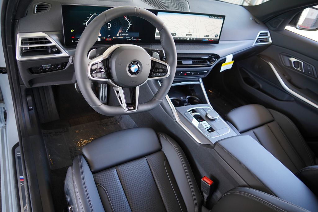 Thumbnail: 2026 BMW 3 Series - 12