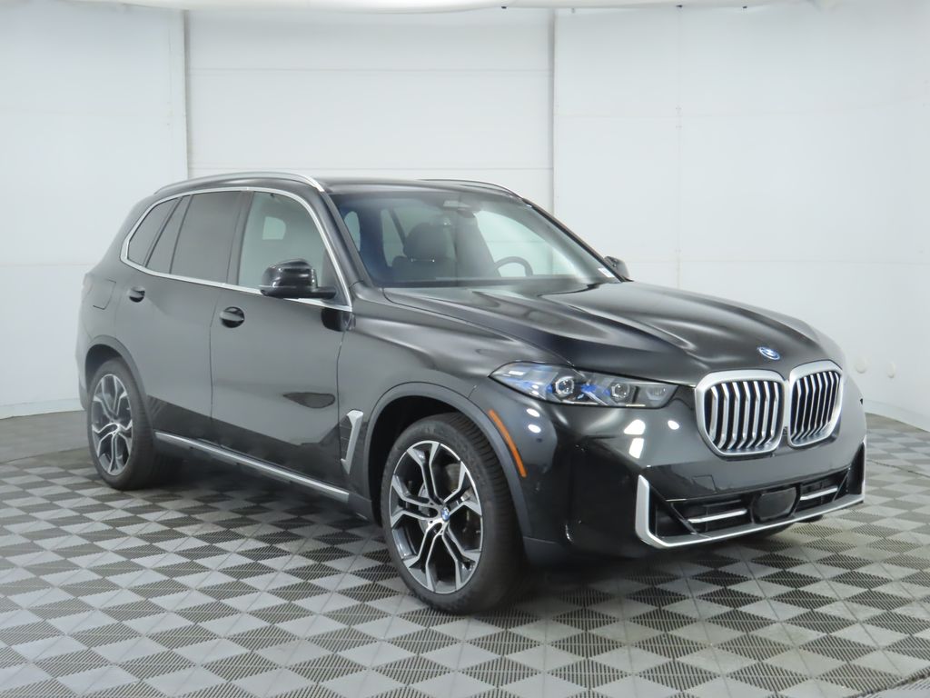 Thumbnail: 2026 BMW X5 - 3
