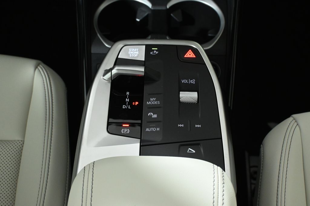 Thumbnail: 2026 BMW X1 - 23