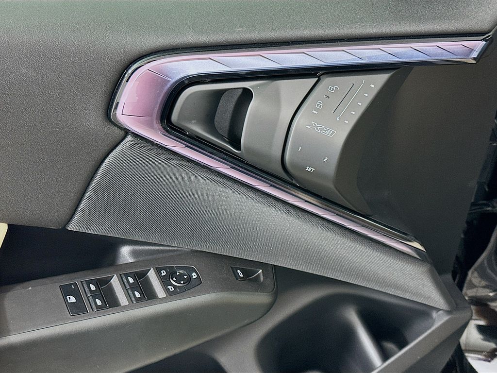 Thumbnail: 2025 BMW X3 - 20