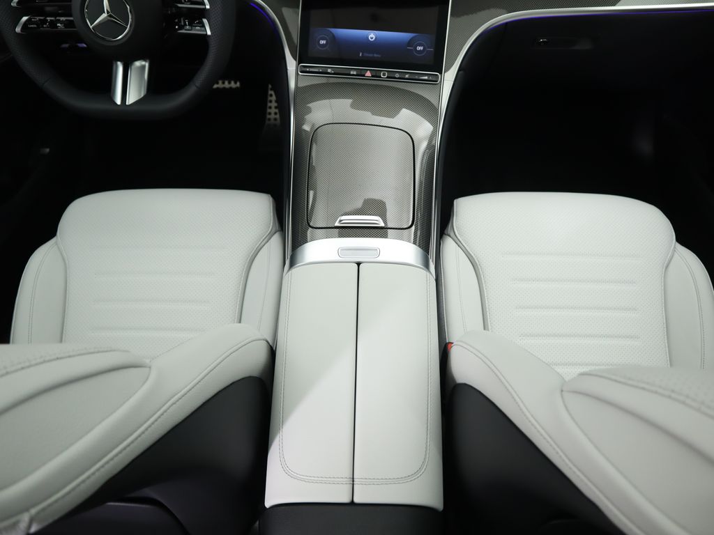 Thumbnail: 2026 Mercedes-Benz GLC - 18