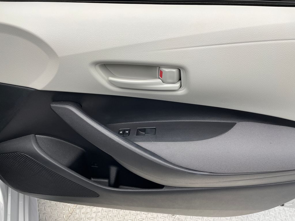 Thumbnail: 2025 Toyota Corolla - 14