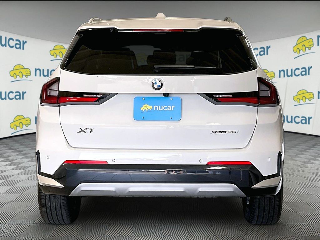 2026 BMW X1 — photo 5