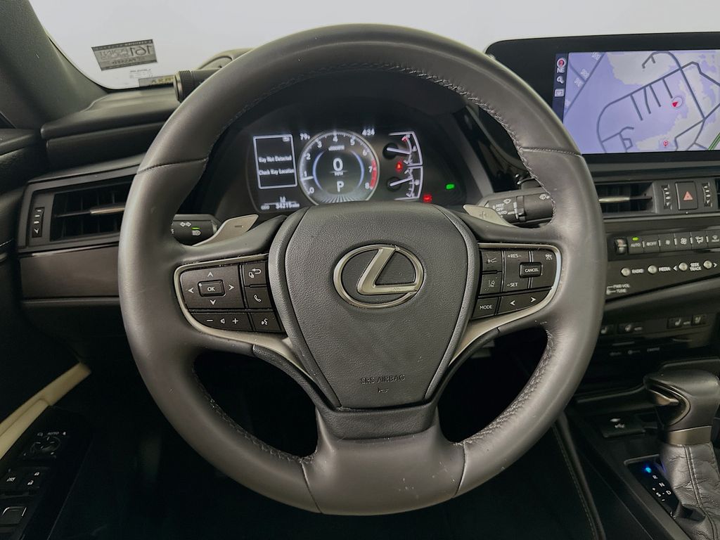 2022 Lexus ES 350 11