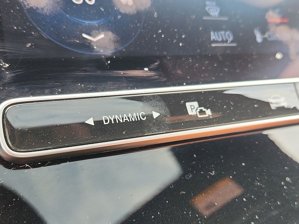 Thumbnail: 2023 Mercedes-Benz S-Class - 25