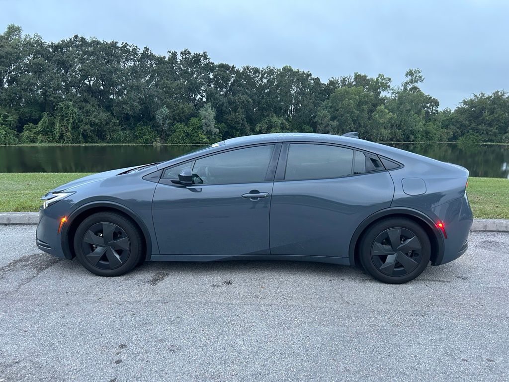 Thumbnail: 2024 Toyota Prius - 2