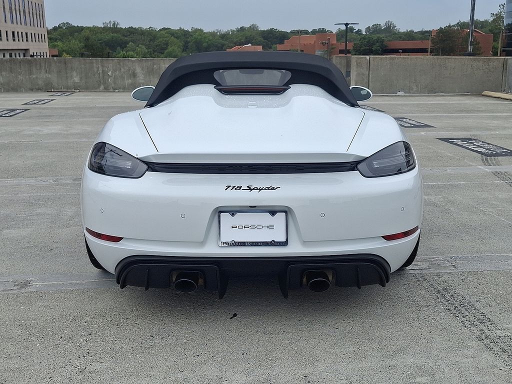 Thumbnail: 2020 Porsche  - 9