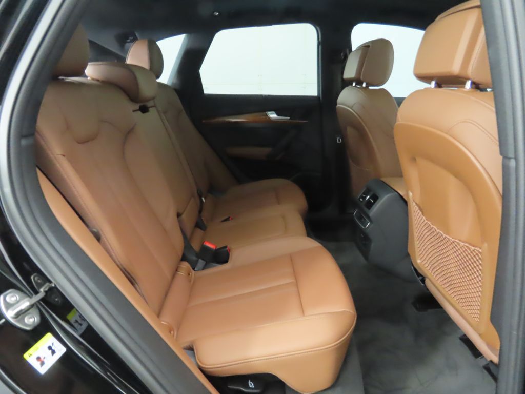 Thumbnail: 2023 Audi Q5 - 23