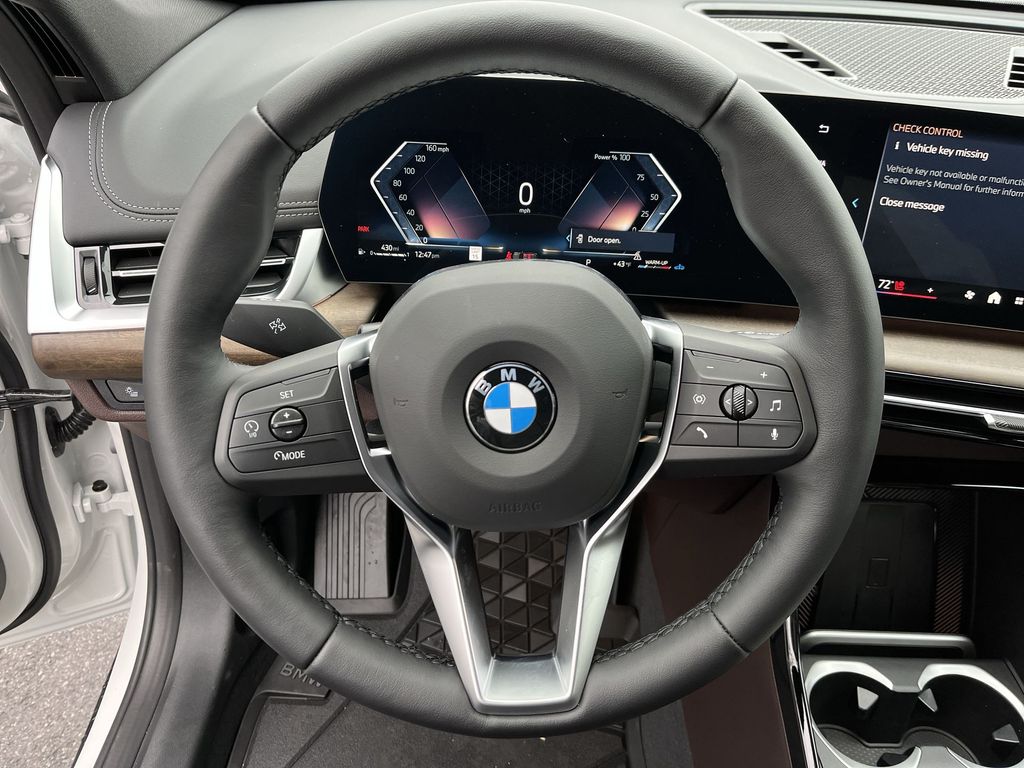 2025 BMW X1 xDrive28i 14