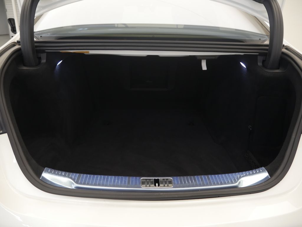 Thumbnail: 2022 Mercedes-Benz S-Class - 23