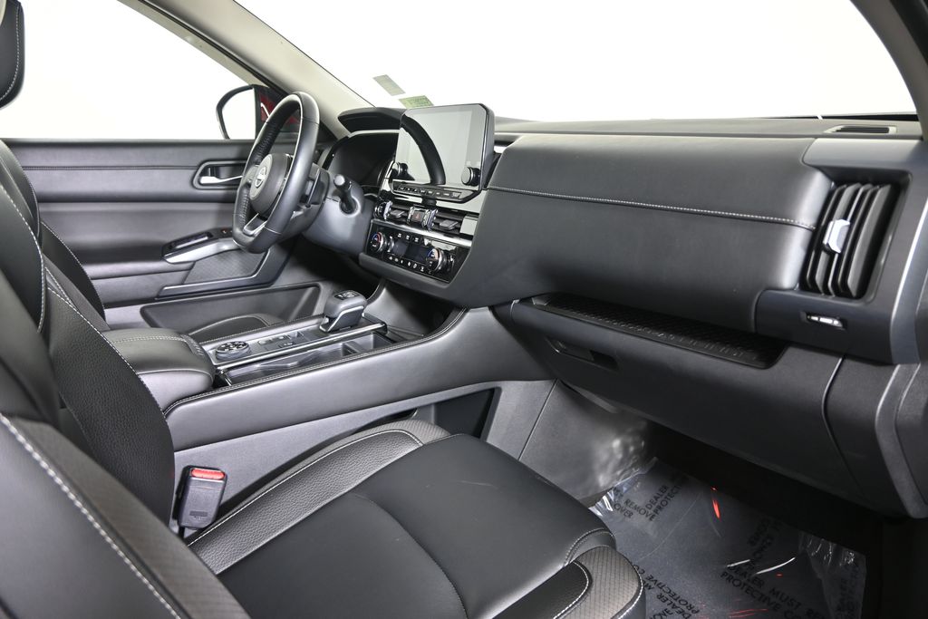 2023 Nissan Pathfinder SL - Photo 15