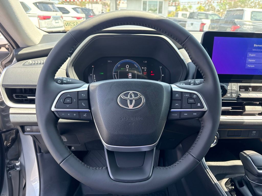 New 2026 Toyota Grand Highlander Hybrid SUV