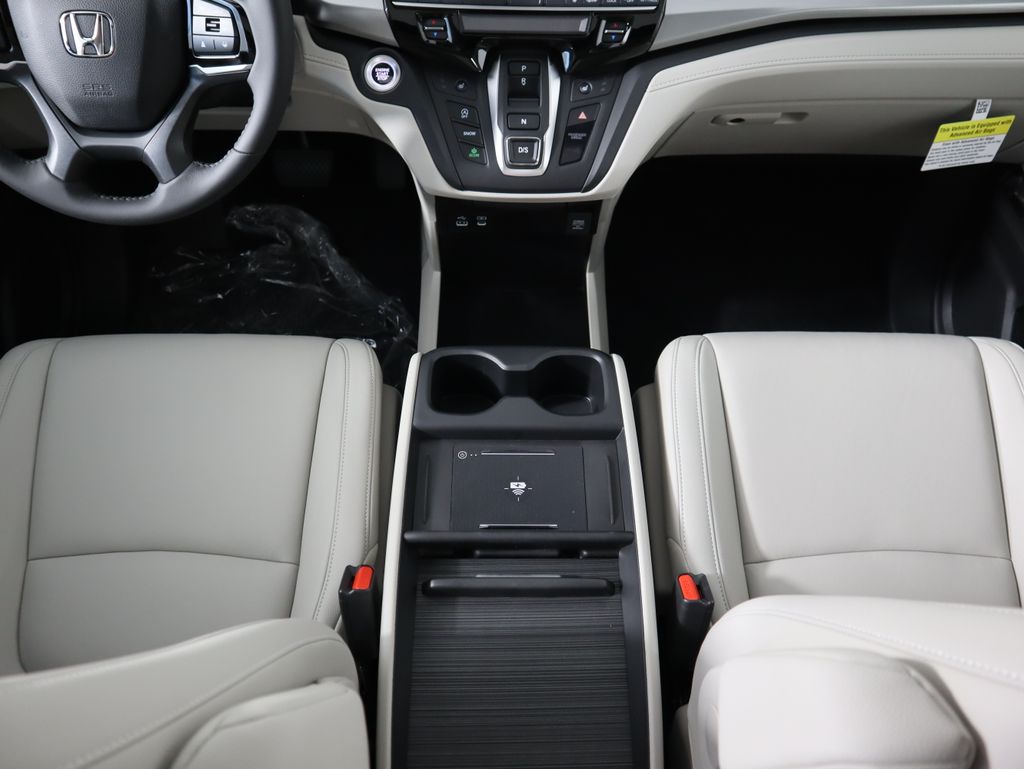 Thumbnail: 2026 Honda Odyssey - 16