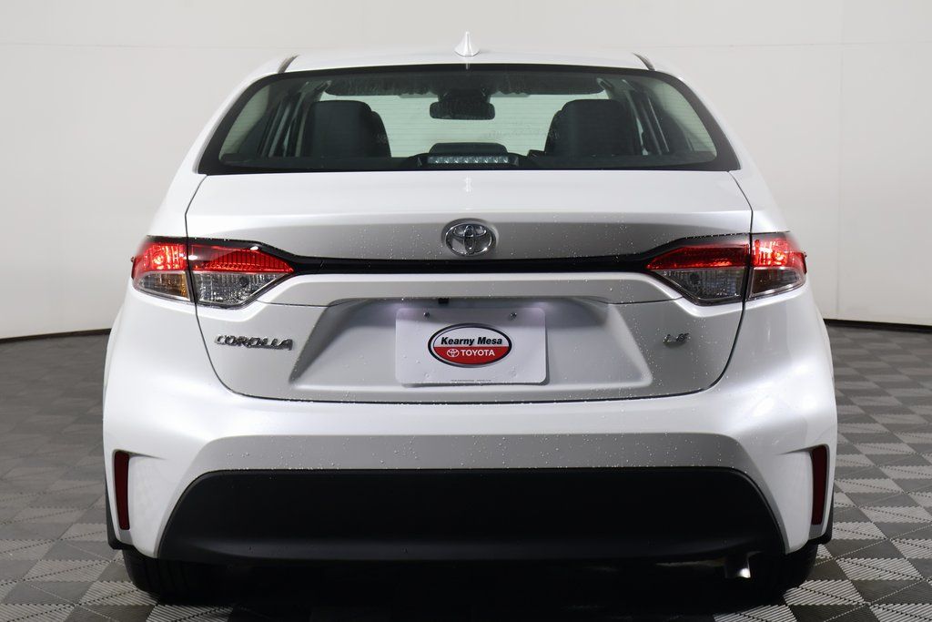 Thumbnail: 2025 Toyota Corolla - 5