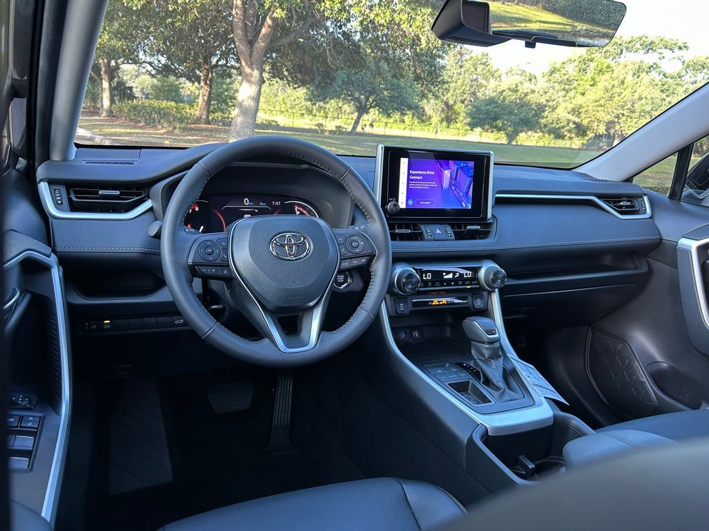 2024 Toyota RAV4 XLE Premium 12
