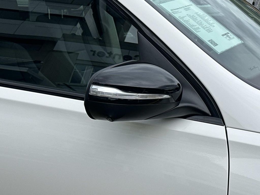 Thumbnail: 2024 Mercedes-Benz GLE - 18