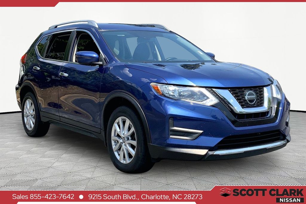2020 Nissan Rogue SV