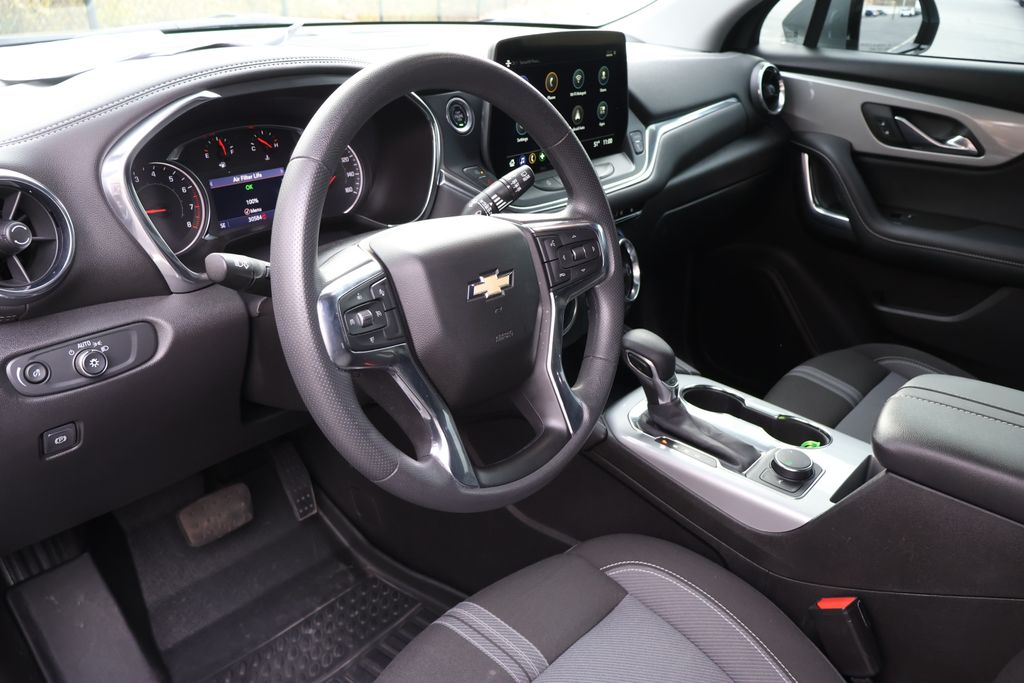 Thumbnail: 2024 Chevrolet Blazer - 32