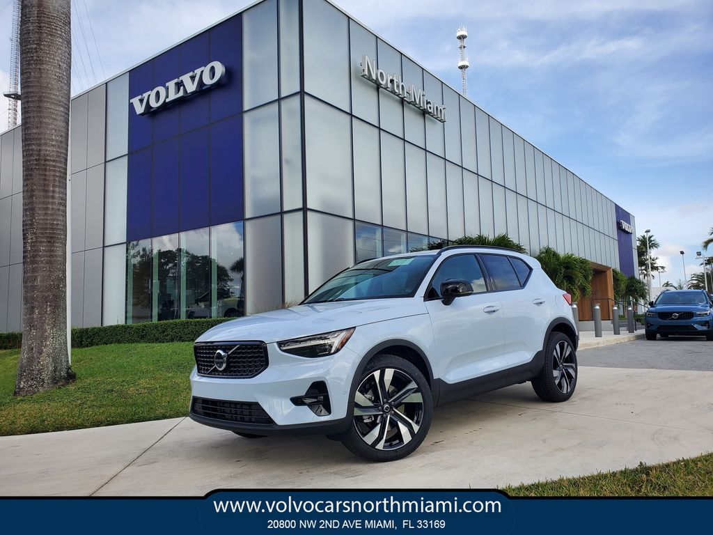 2026 Volvo XC40 Ultra